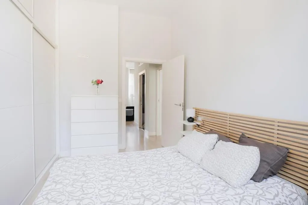 Alquiler Piso Con Terraza Para Parejas O Familias Pasajes Ancho Apartment